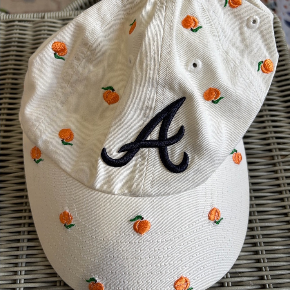 Braves Peach Hat